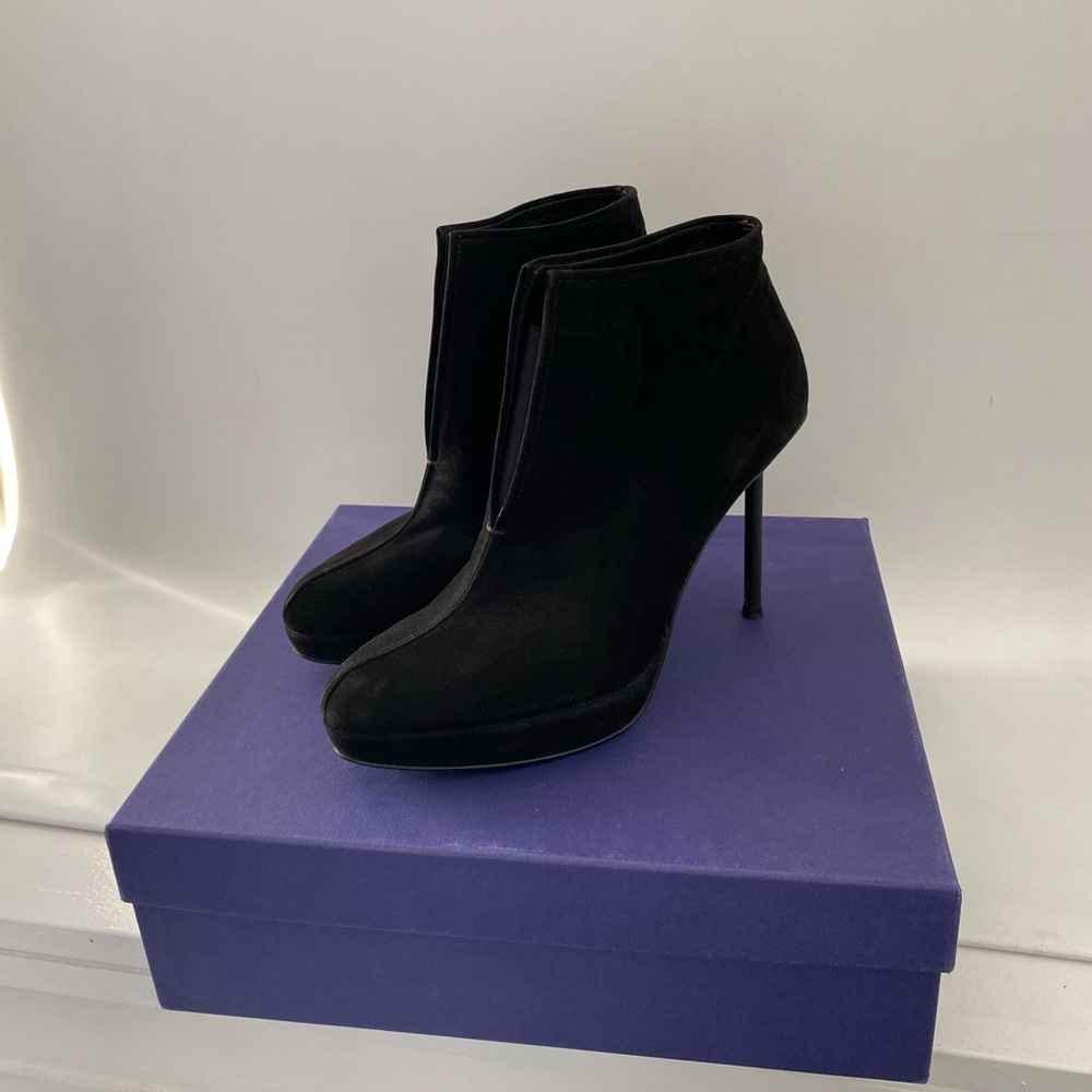 Stuart Weitzman Suede Black Boots | Size 7.5 Comes With Box